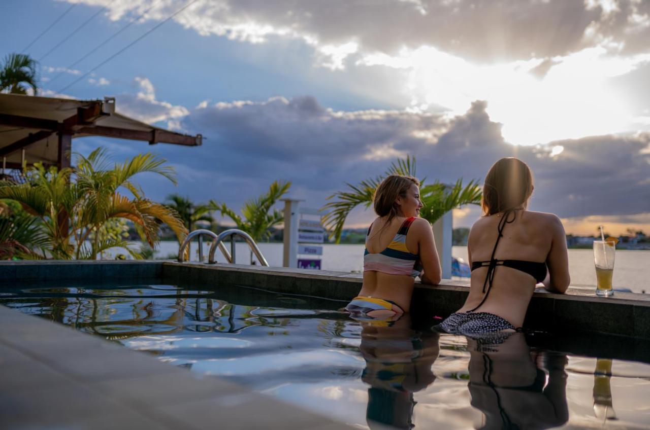 Hotel Peten Express Flores Eksteriør billede