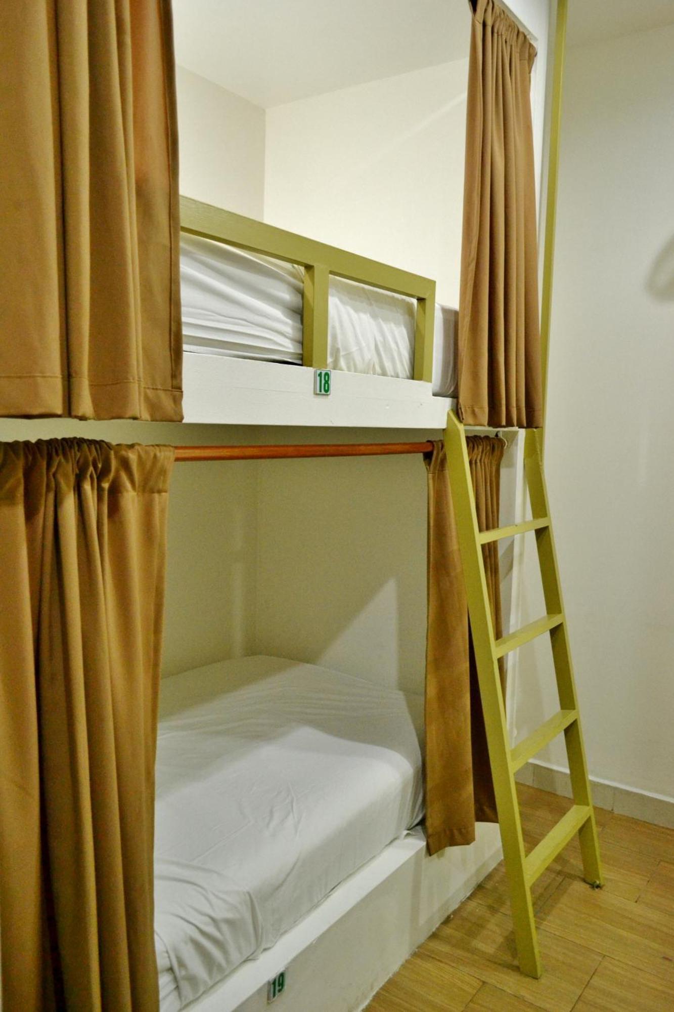 Hotel Peten Express Flores Eksteriør billede